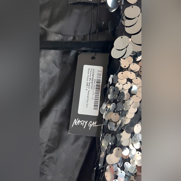 NEW WITH TAGS NASTY GAL SEQUINS OPEN BACK BLAZER DRESS SIZE 0 sold out - Picture 8 of 16